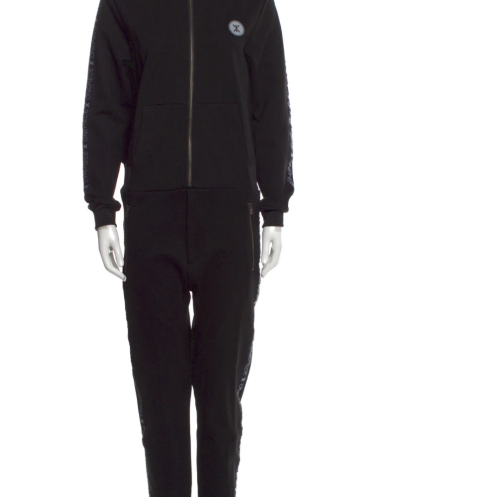 ONEPIECE ONSIE BLACK